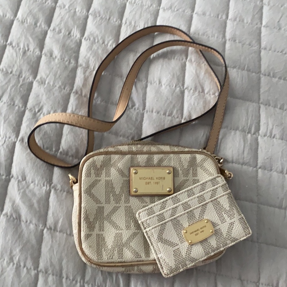 🛍Michael Kors crossbody plus card holder🛍